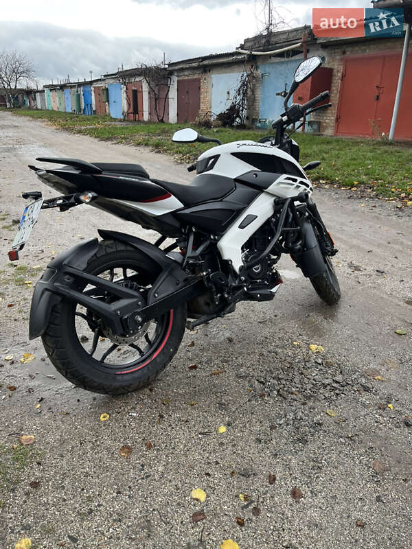 Мотоцикл Без обтікачів (Naked bike) Bajaj Pulsar NS200 2022 в Ватутіному