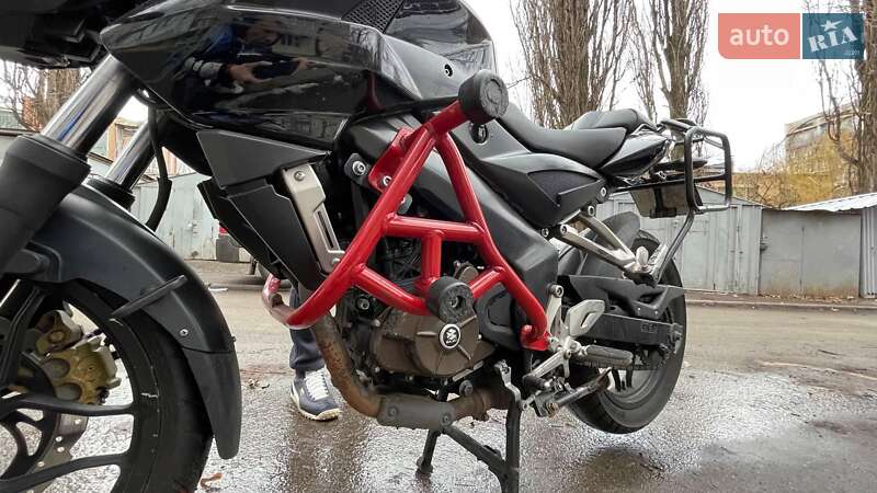 Грузовые мотороллеры, мотоциклы, скутеры, мопеды Bajaj Pulsar NS200 2016 в 