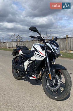 Мотоцикл Без обтекателей (Naked bike) Bajaj Pulsar NS200 2023 в 