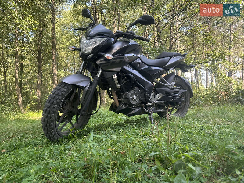Мотоцикл Классик Bajaj Pulsar NS200 2021 в 