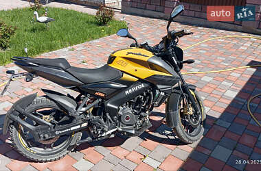 Мотоцикл Без обтекателей (Naked bike) Bajaj Pulsar NS200 2021 в 
