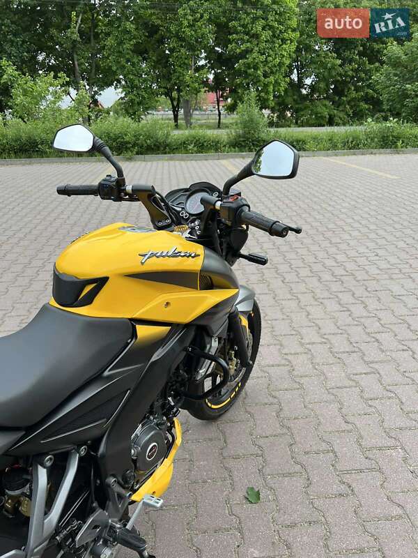 Мотоцикл Без обтекателей (Naked bike) Bajaj Pulsar NS200 2019 в Миргороде