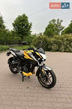 Мотоцикл Без обтекателей (Naked bike) Bajaj Pulsar NS200 2019 в 