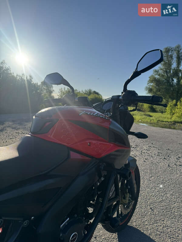 Мотоцикл Классик Bajaj Pulsar NS200 2019 в Дубно фото 8 Мотоцикл Классик Bajaj Pulsar NS200 2019 в Дубно