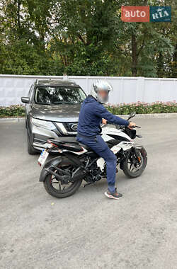 Мотоцикл Спорт-туризм Bajaj Pulsar NS200 2023 в 