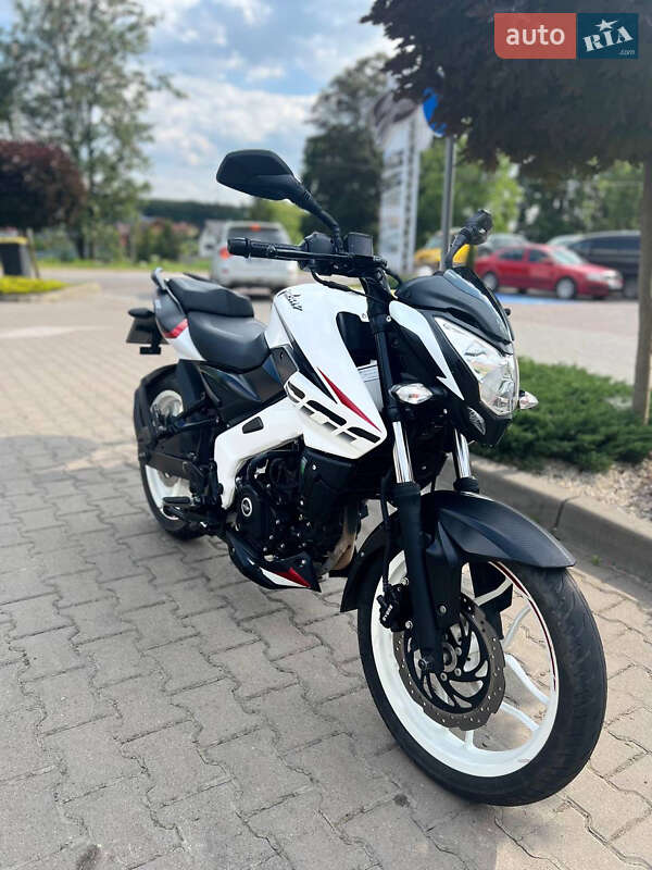 Мотоцикл Без обтікачів (Naked bike) Bajaj Pulsar NS200 2021 в 