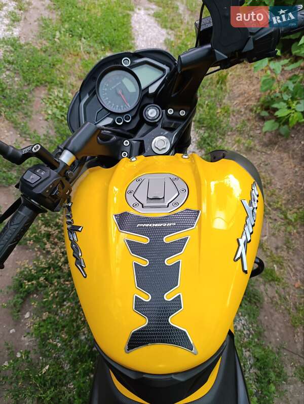 Вантажні моторолери, мотоцикли, скутери, мопеди Bajaj Pulsar NS200 2019 в Дніпрі