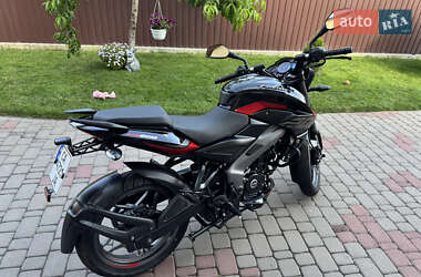 Мотоцикл Багатоцільовий (All-round) Bajaj Pulsar NS200 2024 в 