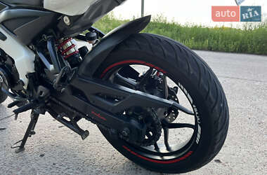Мотоцикл Без обтекателей (Naked bike) Bajaj Pulsar NS200 2023 в 