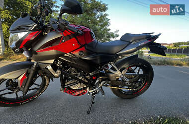 Спортбайк Bajaj Pulsar NS200 2021 в 