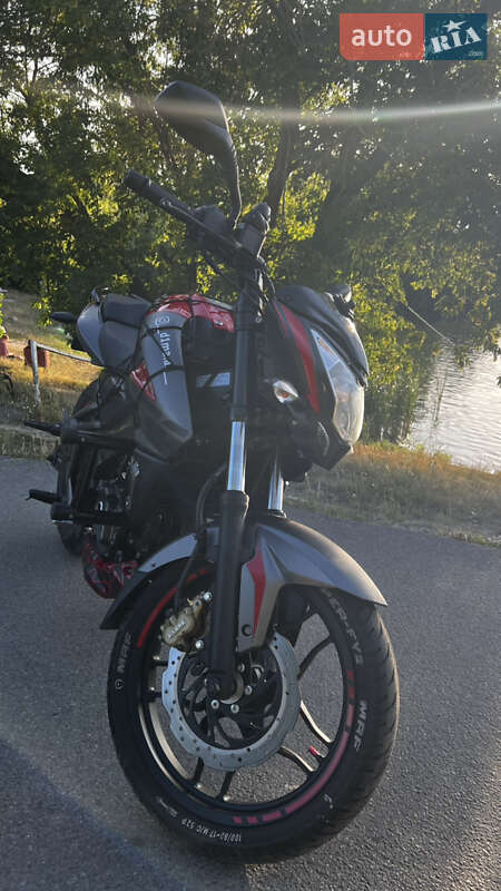 Спортбайк Bajaj Pulsar NS200 2021 в Прилуках фото 18 Спортбайк Bajaj Pulsar NS200 2021 в Прилуках