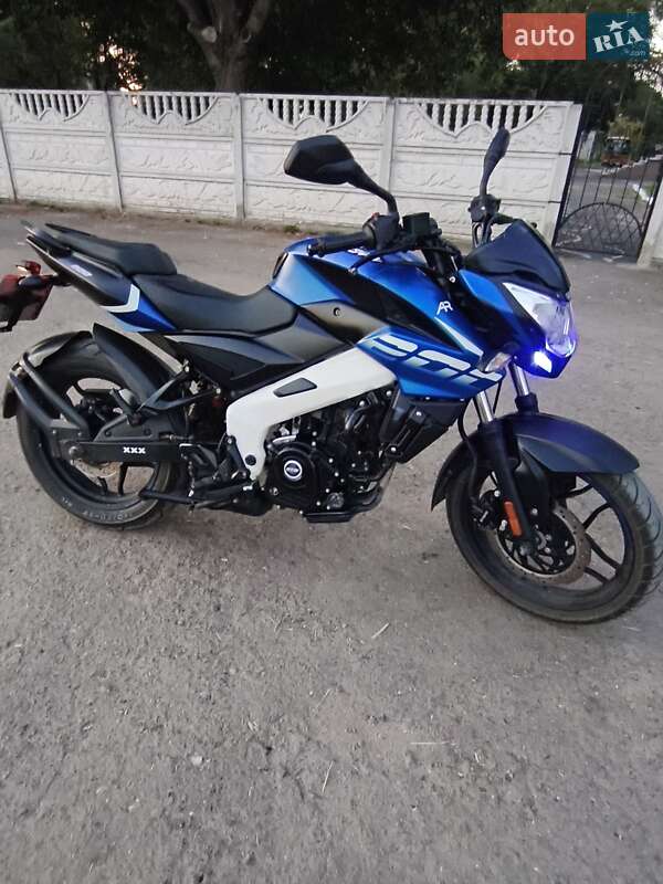 Мотоцикл Без обтекателей (Naked bike) Bajaj Pulsar NS200 2022 в Ровно