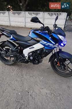 Мотоцикл Без обтекателей (Naked bike) Bajaj Pulsar NS200 2022 в 
