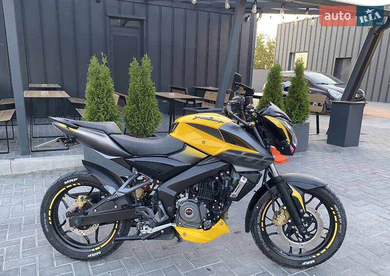 Мотоцикл Классик Bajaj Pulsar NS200 2021 в Каменец-Подольском