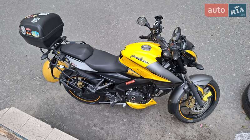 Мотоцикл Без обтікачів (Naked bike) Bajaj Pulsar NS200 2019 в 