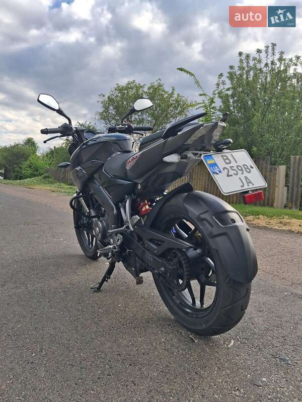 Мотоцикл Без обтекателей (Naked bike) Bajaj Pulsar NS200 2020 в Полтаве