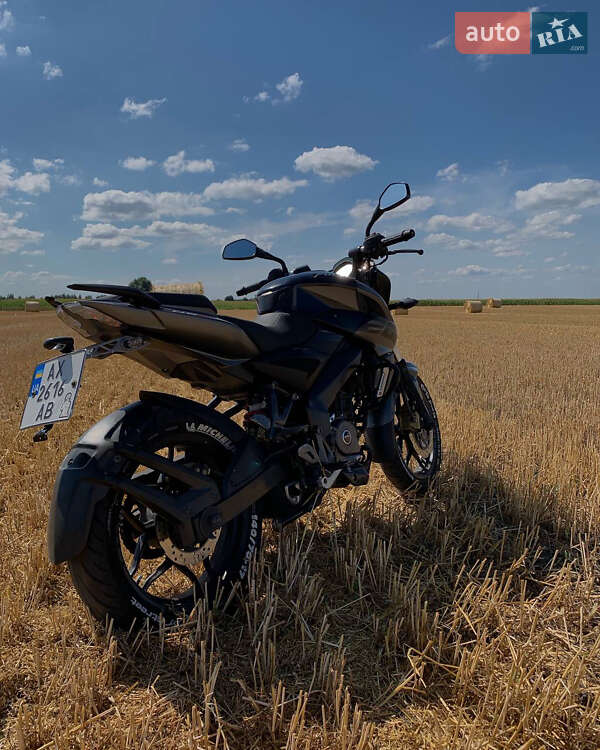 Мотоцикл Классик Bajaj Pulsar NS200 2018 в Ичне