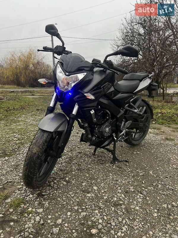 Мотоцикл Без обтекателей (Naked bike) Bajaj Pulsar NS200 2019 в Новоднестровске фото 3 Мотоцикл Без обтекателей (Naked bike) Bajaj Pulsar NS200 2019 в Новоднестровске