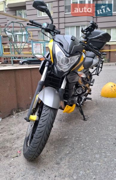 Bajaj Pulsar NS200 2019