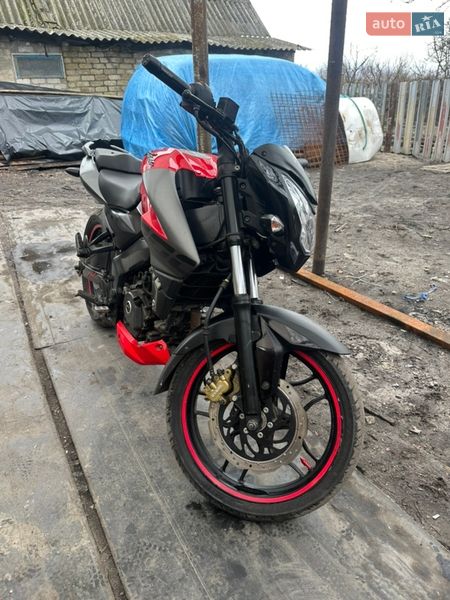 Bajaj Pulsar NS200 2018