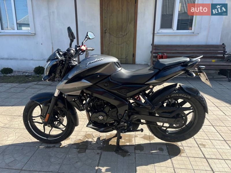 Мотоцикл Классик Bajaj Pulsar NS200 2023 в Котельве