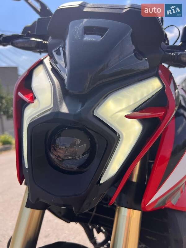 Мотоцикл Багатоцільовий (All-round) Bajaj Pulsar 2024 в Ізюмі