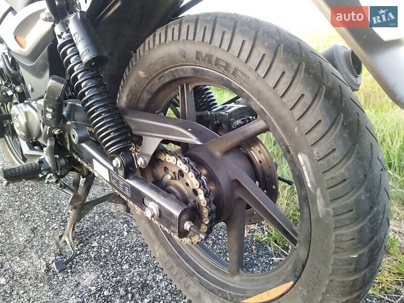 Мотоцикл Багатоцільовий (All-round) Bajaj Pulsar 2020 в Черкасах