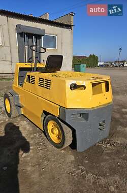 Вилочний навантажувач Balkancar Record 1988 в 