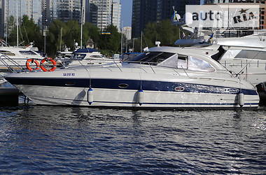 Моторная яхта Bavaria Cruiser 2004 в Киеве
