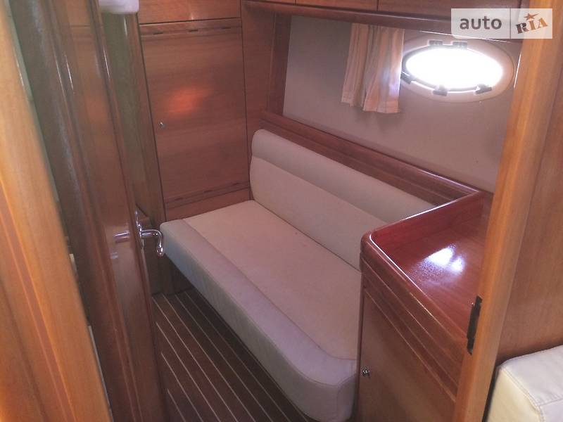 Моторна яхта Bavaria Sport 2009 в Києві