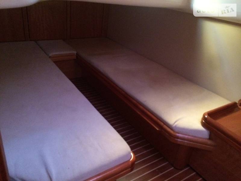 Моторна яхта Bavaria Sport 2009 в Києві