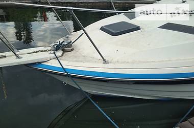 Моторная яхта Bayliner 2455 1990 в 