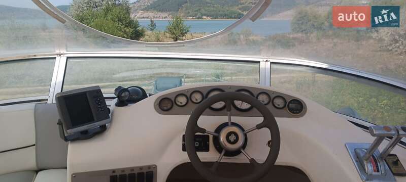 Моторная яхта Bayliner 2859 1999 в Кельменцах