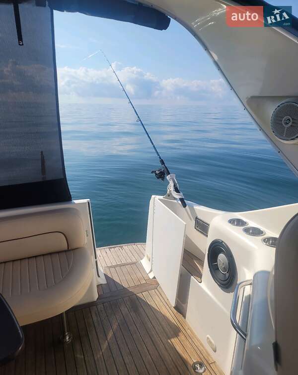 Моторна яхта Bayliner 3055 Ciera 2003 в Одесі