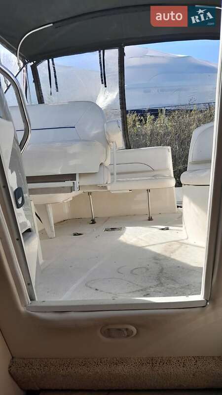 Моторная яхта Bayliner 305 2008 в Киеве