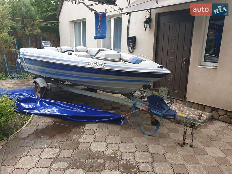 Лодка Bayliner Capri 1989 в Запорожье
