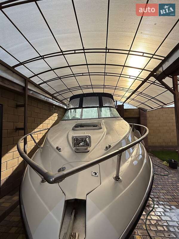 Катер Bayliner Cuddy 2005 в Дніпрі