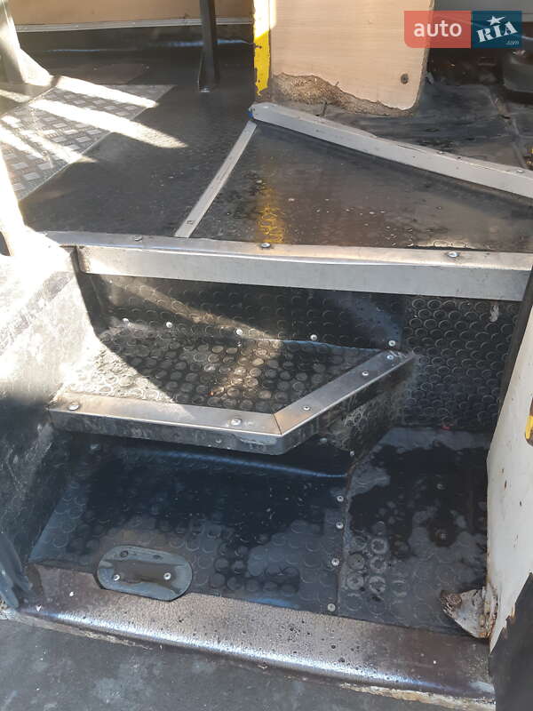 Городской автобус БАЗ 22154 2006 в Львове фото 5 Городской автобус БАЗ 22154 2006 в Львове