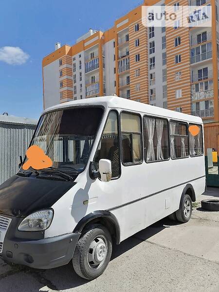 БАЗ 3215 Дельфин
