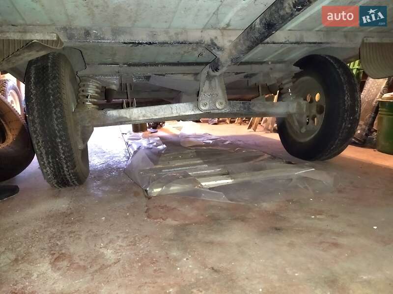 Легковий причіп БАЗ 8142 1992 в Ніжині