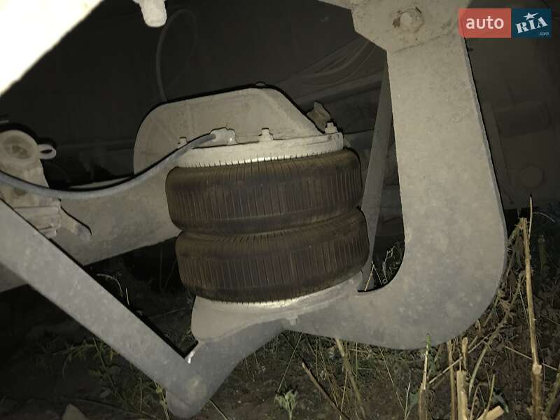 Зерновоз - полуприцеп Benalu Agriliner 2009 в Харькове