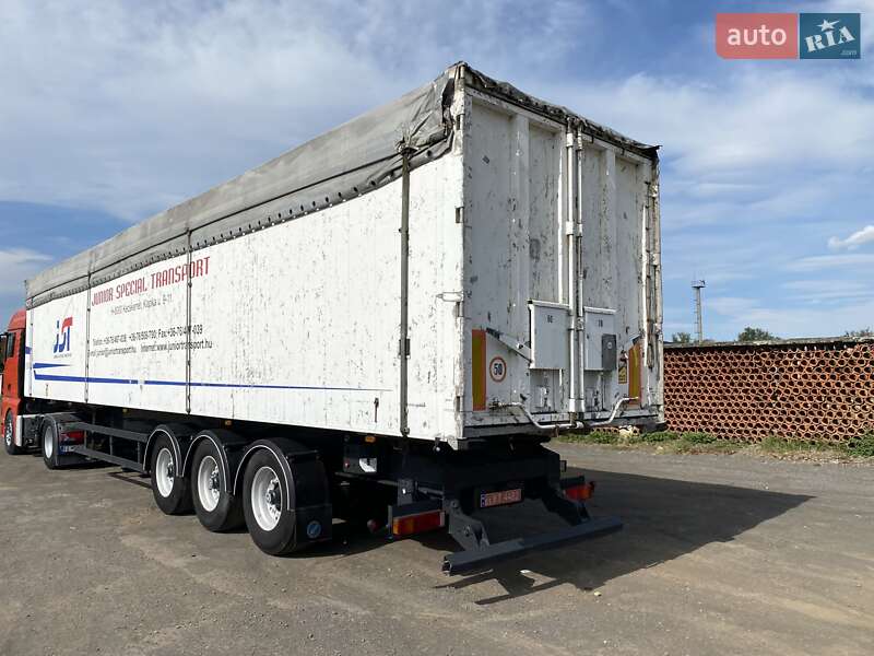 Самоскид причіп Benalu Benalu 2004 в Хусті