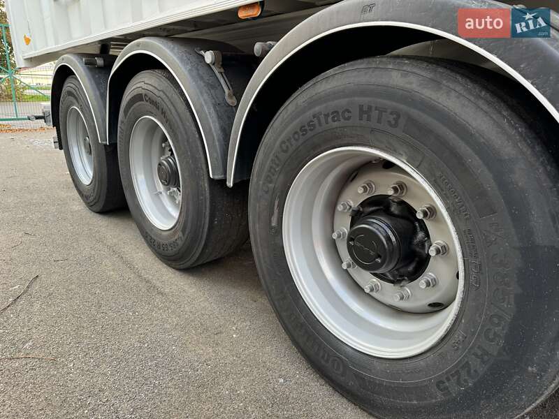 Самоскид напівпричіп Benalu Benalu 2009 в Вінниці