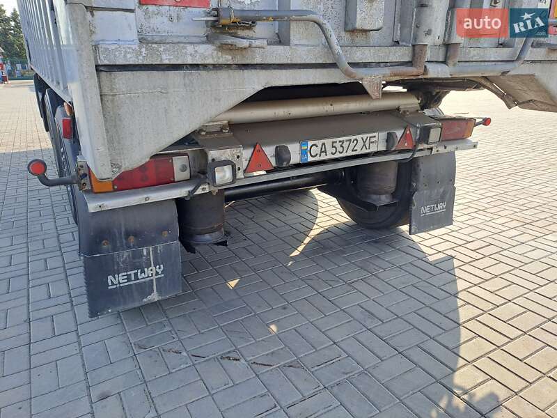 Самоскид напівпричіп Benalu Benalu 2002 в Черкасах