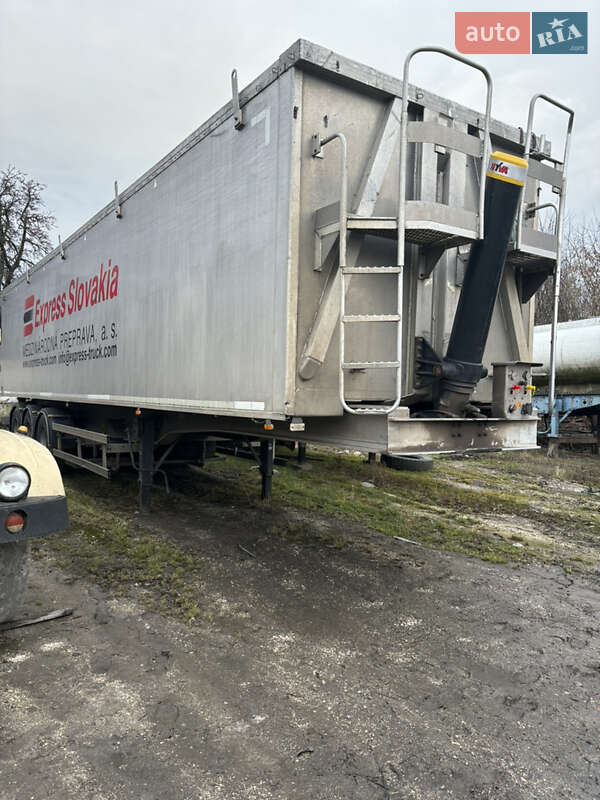 Зерновоз - полуприцеп Benalu BRD3 2008 в Белой Церкви