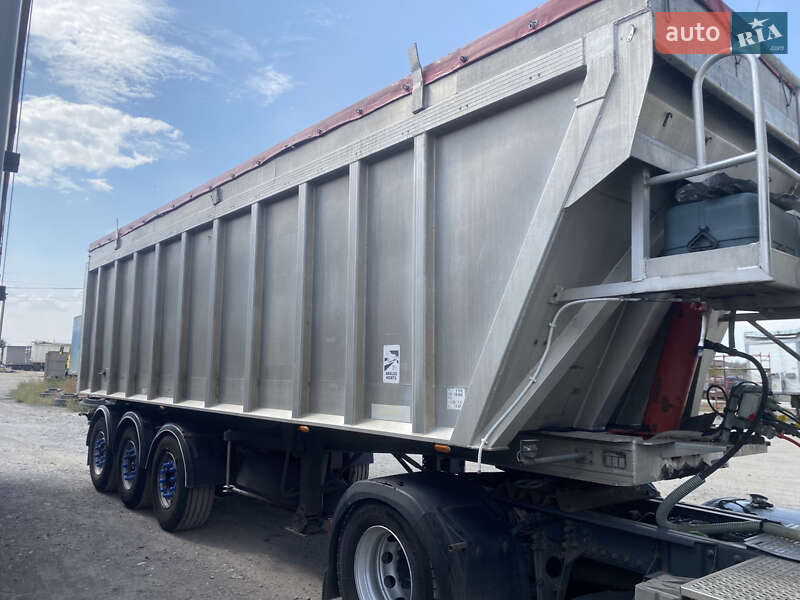 Самосвал полуприцеп Benalu C34CMS01 2001 в Днепре фото 7 Самосвал полуприцеп Benalu C34CMS01 2001 в Днепре