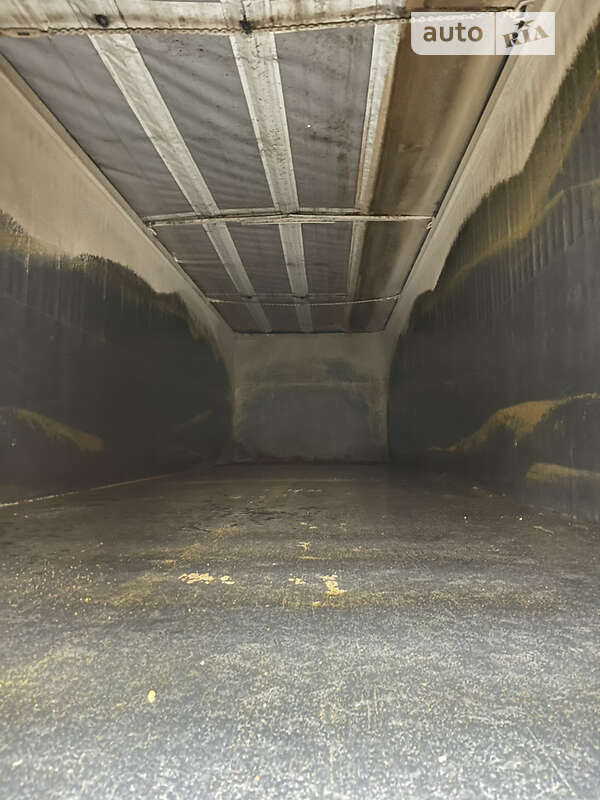 Зерновоз - напівпричіп Benalu Optiliner 2008 в Тячеві