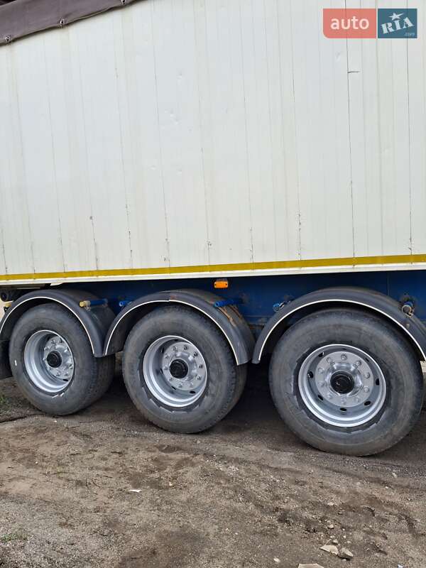 Зерновоз - полуприцеп Benalu T 2000 в Хмельницком фото 8 Зерновоз - полуприцеп Benalu T 2000 в Хмельницком