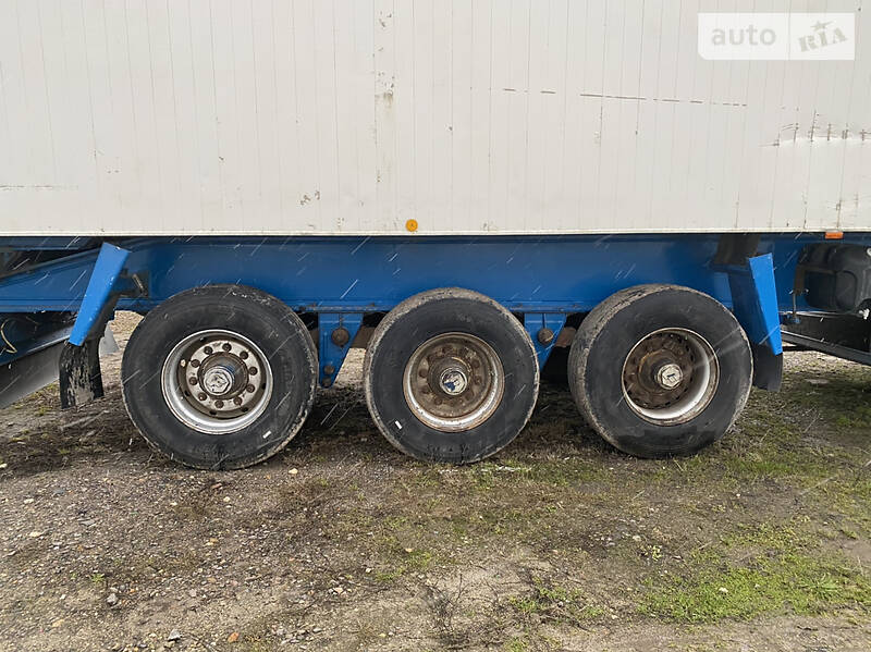 Зерновоз - полуприцеп Benalu TF34C1 1989 в Золочеве