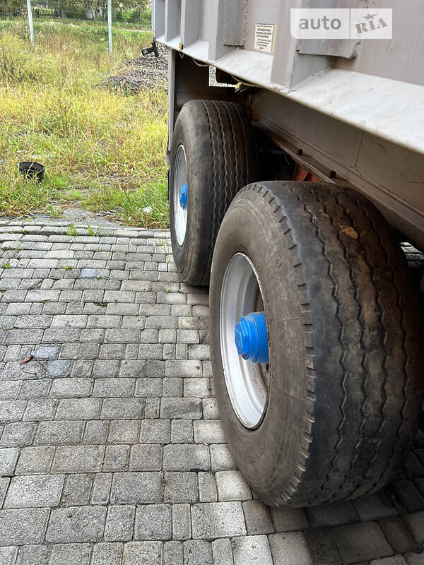 Зерновоз - полуприцеп Benalu TF34C1 1990 в Золочеве